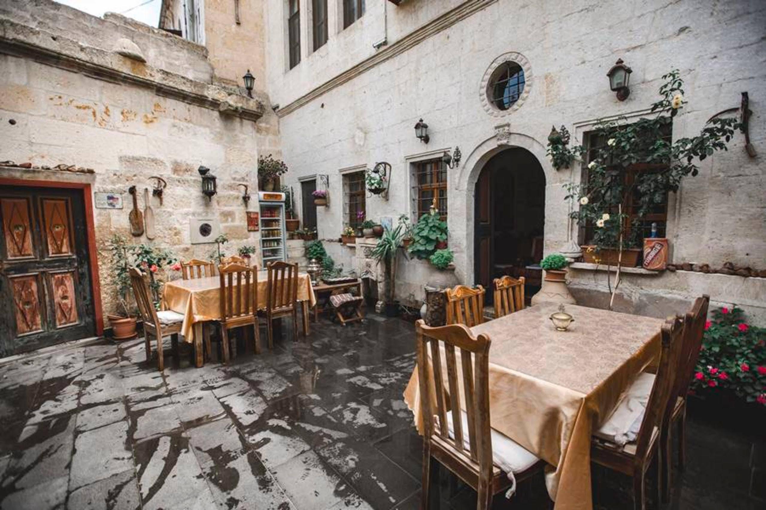 Kardesler Cave Hotel Ürgüp Ngoại thất bức ảnh